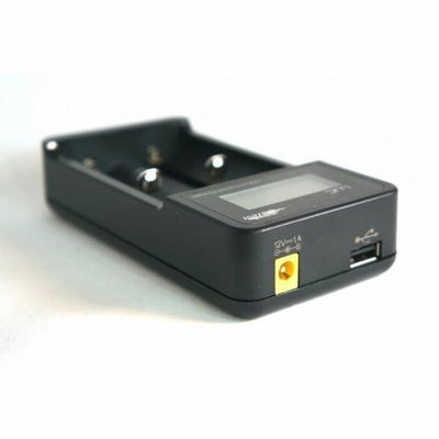 Efest LUC V2 w/ Car Charger